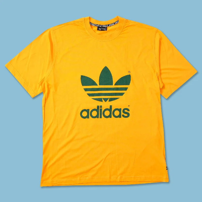 - Foldable and portable cat bagVintage DS adidas T-Shirt XLarge