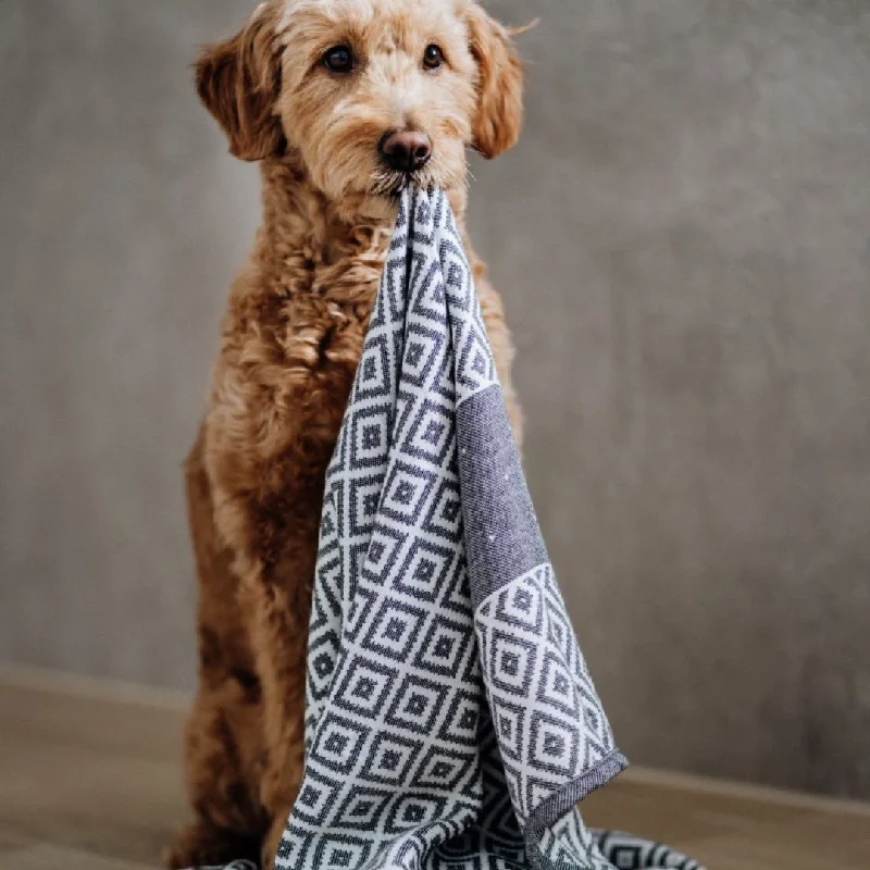 - Chinchilla cooling ice nest ceramic plateLinaa Luxury Bamboo Dog Towel by Labbvenn - Chinchilla cooling ice nest ceramic plateLinaa Luxury Bamboo Dog Towel by Labbvenn