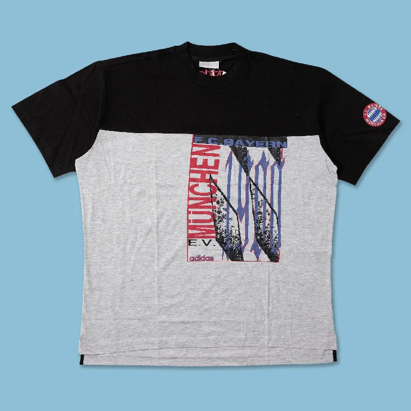 ---Vintage DS adidas FC Bayern T-Shirt XLarge