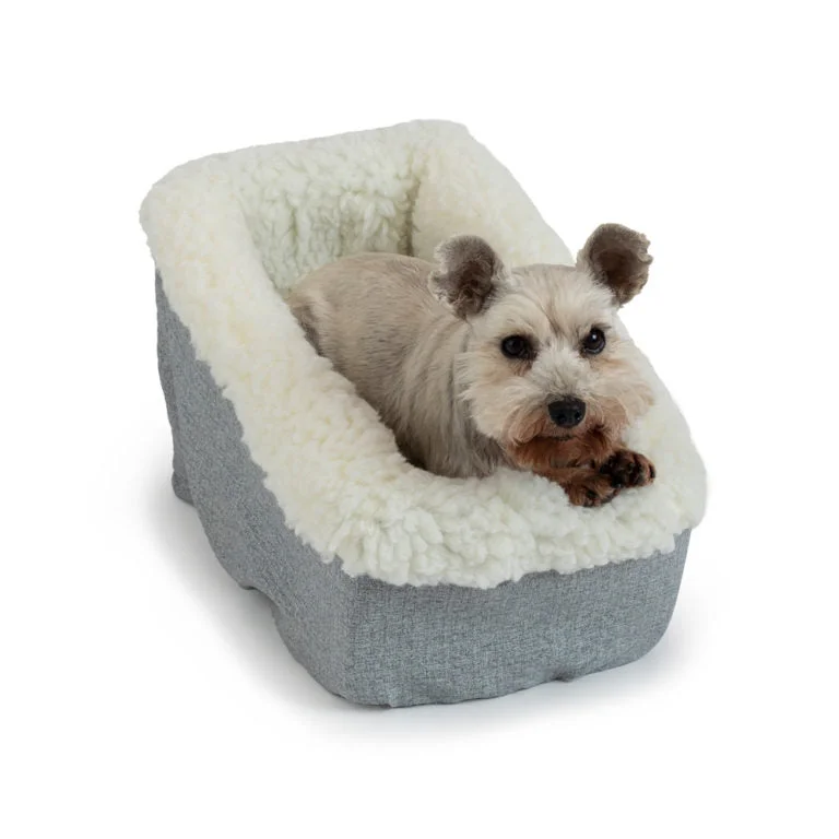Non-toxic pet clothesConsole Dog Car Seat Stone Diamond