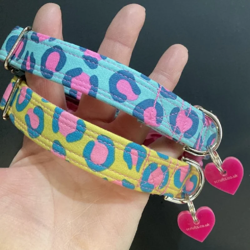 - Summer pet ice matFunky Leopard Print Dog Collar