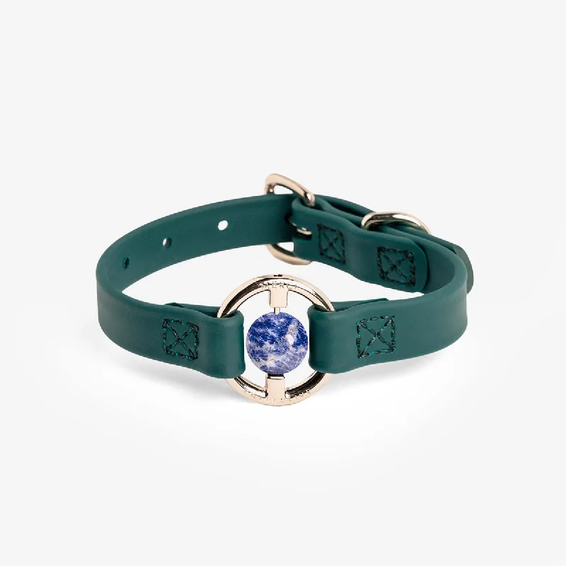 . **Pet mattress is waterproof and washable**All Eyes On Me Dog Collar Jungle Green/Sodalite . **Pet mattress is waterproof and washable**All Eyes On Me Dog Collar Jungle Green/Sodalite