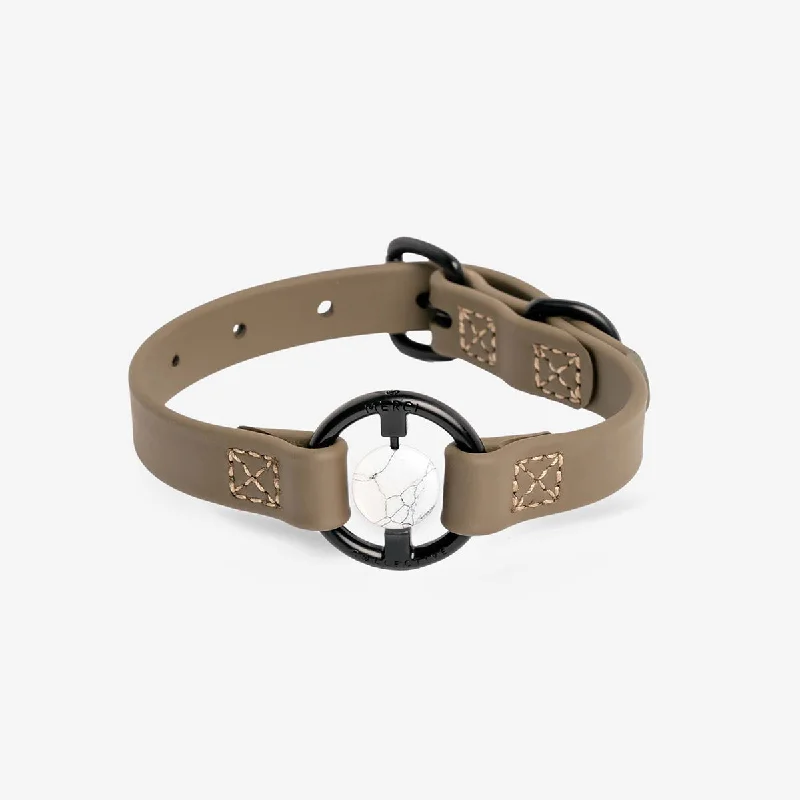 . **Cat nail clippers safety model**All Eyes On Me Dog Collar Martini Olive/Howlite