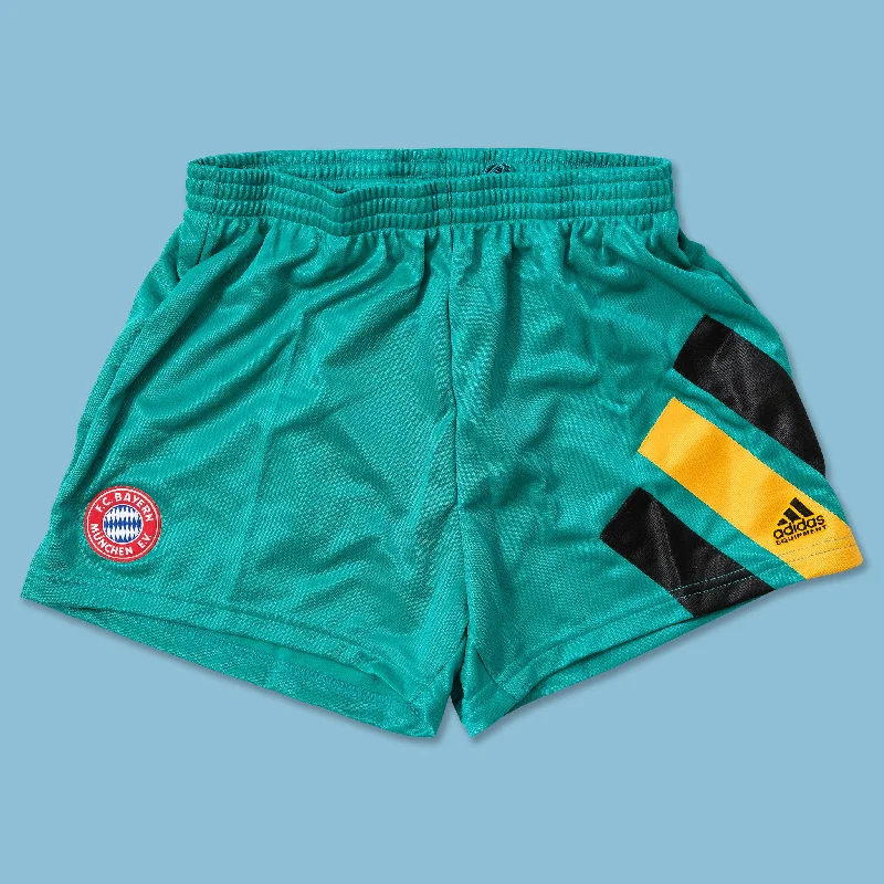 - Remote interactive pet feederVintage Women's DS adidas FC Bayern Shorts XSmall