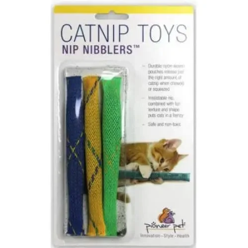 - Dog anti-slip matPioneer Pet Nip Nibblers Catnip Toy