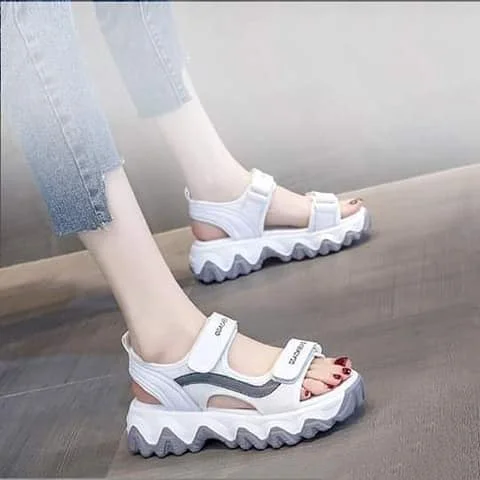 Women Fashion Chunky Platform Fashion Sandals- 2588