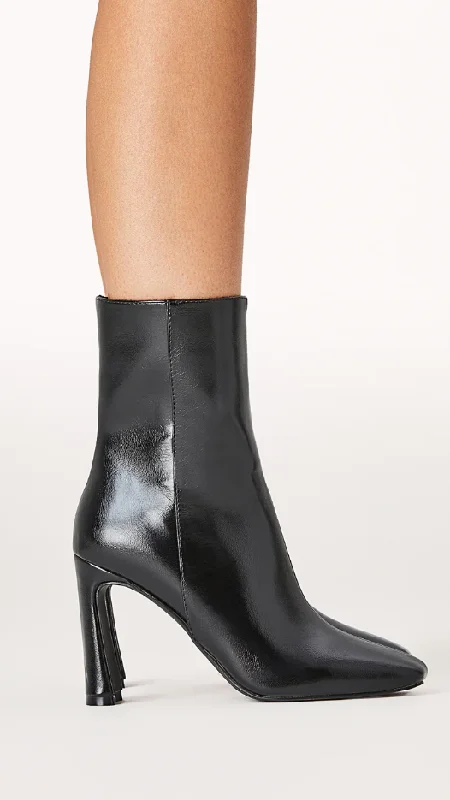 Emira Boot - Black