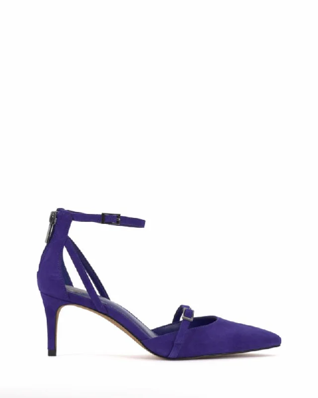 Vince Camuto Women's Krendara Purple M