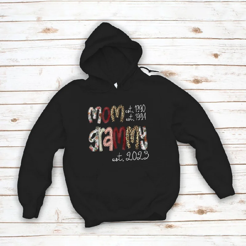 Mom Est Grammy Est CTH01 Hoodie