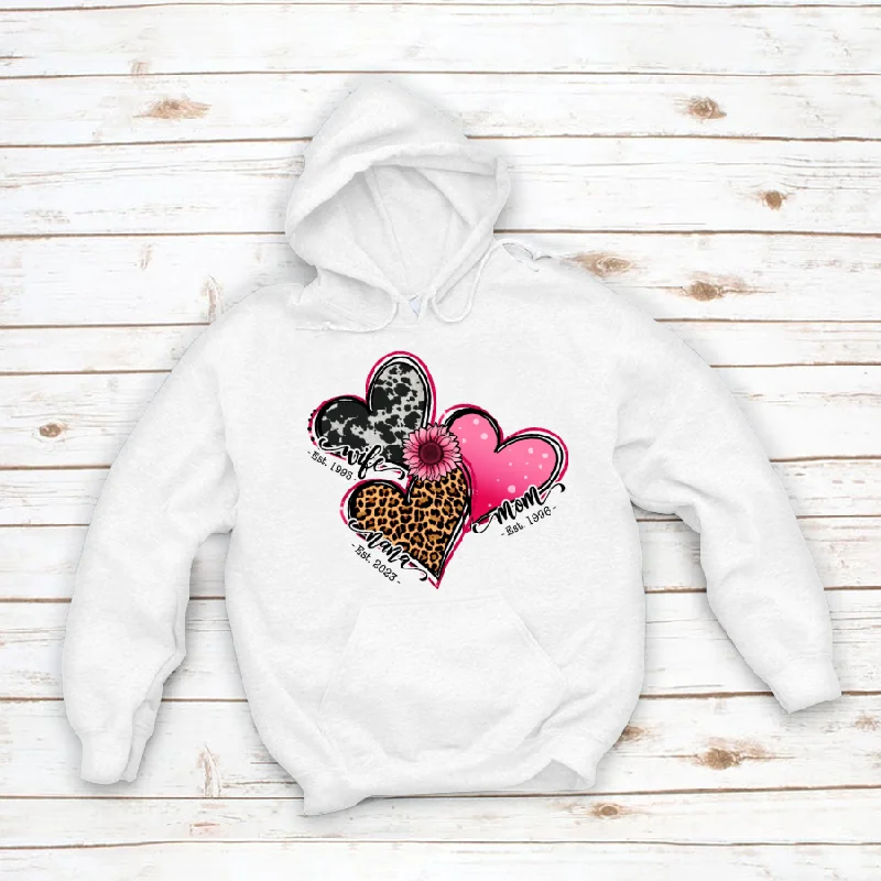 Wife Est Mom Est Grandma Est Valentines Day Western Hearts And Sunflower Cowhide Heart CL01 Hoodie