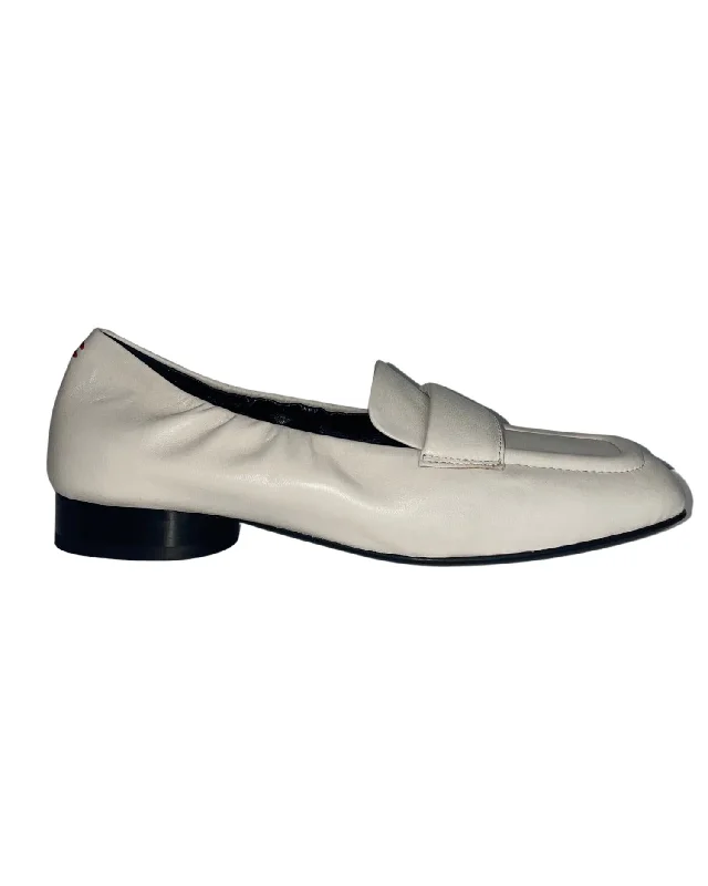 Women's Leather Loafer In Cream