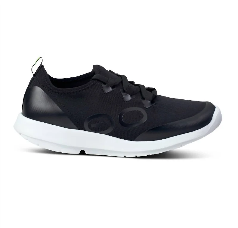 Women's Oomg Sport Ls Low Shoe In White & Black